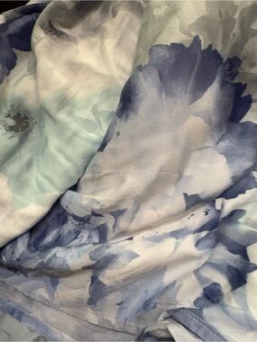 New WOpackaging: Soft Surroundings Queen blissful bamboo watercolor floral set.